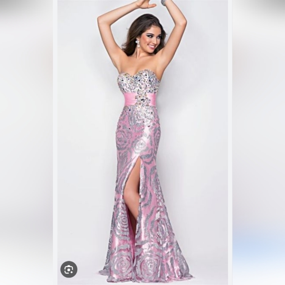 Blush Prom by ALEXIA, Pink W/Slit & Silver Swirls, Sz 4, Strapless, Convertable